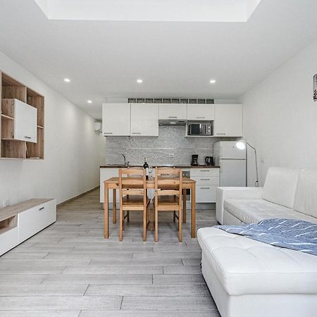 Apartamento De Lujo En Mare Verde 아데제 외부 사진